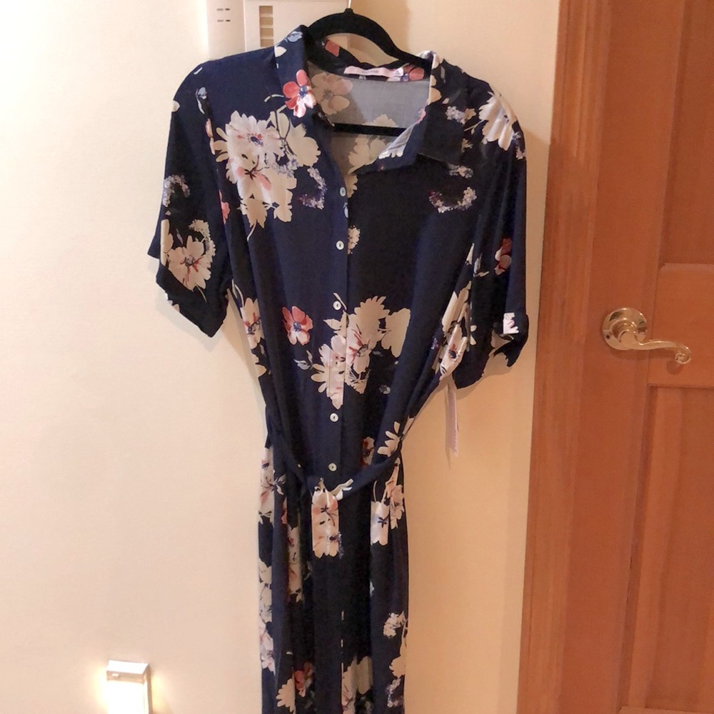 Navy, floral long shirt dress.